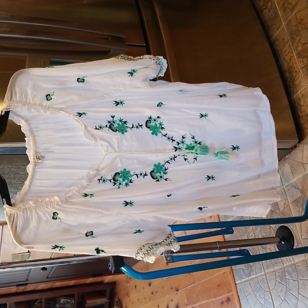 Embroidered top